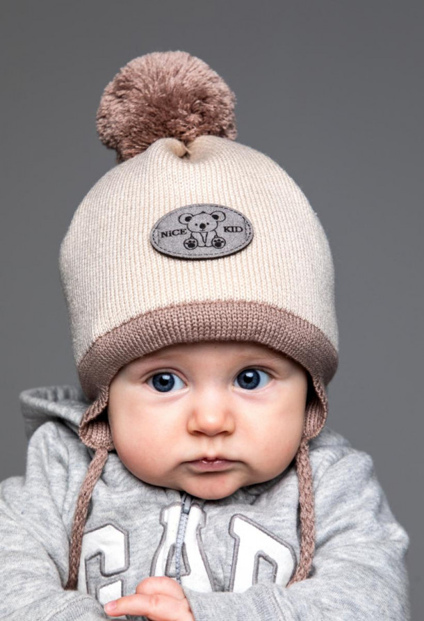 Зимова шапка для хлопчика 
